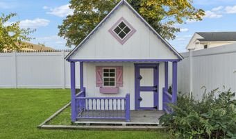 1228 Pacific Ave, Beachwood, NJ 08722