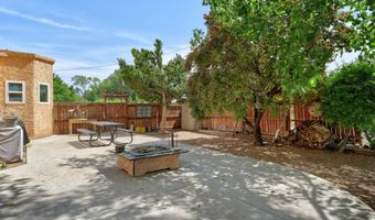 355 ESPERANZA Dr, Bosque Farms, NM 87068
