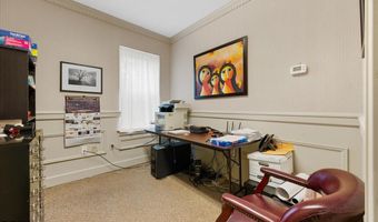 121 NW Russell Rd, Abingdon, VA 24210