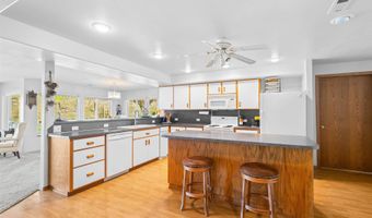 11056 Snake River Rd, Asotin, WA 99402
