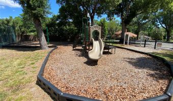 1016 LAKESIDE DR. Dr, Apopka, FL 32712