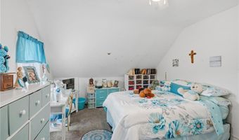 400 Thames St, Bristol, RI 02809