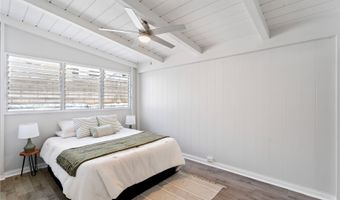 2012 Komo Mai Dr, Pearl City, HI 96782