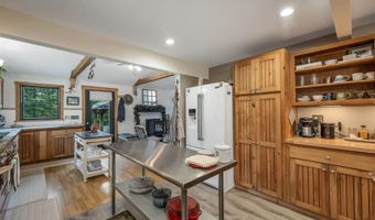 74 Lamper Rd, Alton, NH 03809