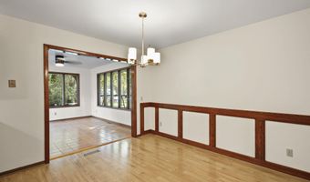 10 Krystana Way, Madison, WI 53711
