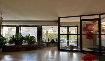 200 Hoffman Ave 206, Cranston, RI 02920
