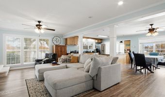 2540 Montyna Ln, Alford, FL 32420