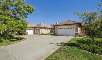 2216 Blossom Hill Ln, Escondido, CA 92029