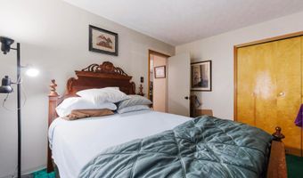 6628 Bateman Ln, Athens, OH 45701