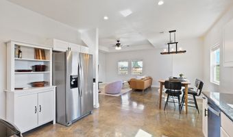 1609 W Uvalde, Alpine, TX 79830