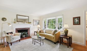 22 Concord Rd, Danbury, CT 06810