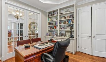 5114 WESSLING Ln, Bethesda, MD 20814