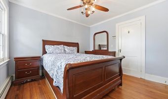 17 Norman Ave, Amityville, NY 11701