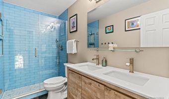601 Acorn Ct, Antioch, IL 60002
