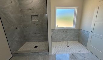 1000 Duke Dr, Bauxite, AR 72011
