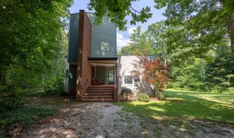 2246 Country Clb, Appomattox, VA 24522