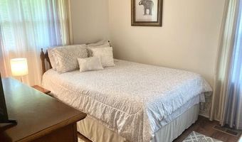 2030 Elkahatchee Rd, Alexander City, AL 35010