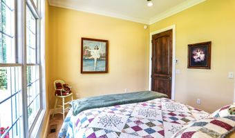 2405 NW 16th Ave, Aberdeen, SD 57401