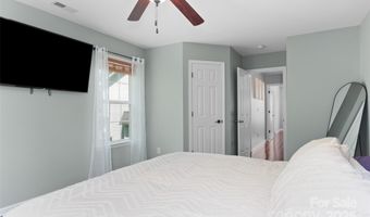 8 Secrest Dr, Arden, NC 28704