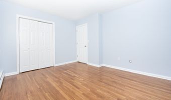 185 Cherry Hill Dr 1A, Bridgeport, CT 06606