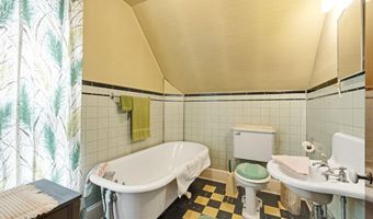 1202 S Van Buren St, Auburn, IN 46706