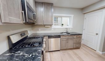 909 Broadway, Altoona, PA 16601
