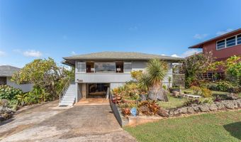 99-928 Kealaluina Dr, Aiea, HI 96701