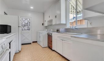 1124 S Hidalgo Ave, Alhambra, CA 91801