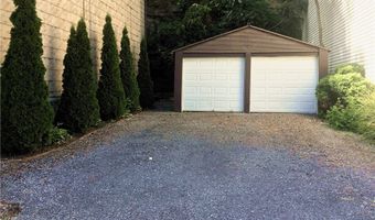 1004 Goehring 2, Portage, PA 15212