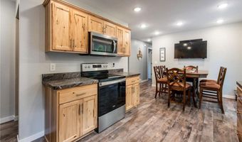 1706 Oak Knoll Dr NE, Alexandria, MN 56308