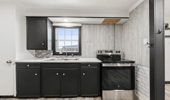 600 E Jane St, Abbeville, LA 70510