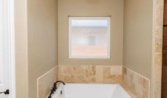 1709 W Riverside Dr, Carlsbad, NM 88220