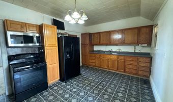 806 7th Ave, Britton, SD 57430