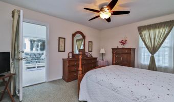 211 Pine Oak Blvd, Barnegat, NJ 08005