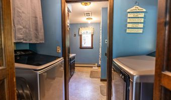 4 Howard Siding Ln, Abbot, ME 04406