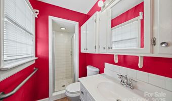 2318 Doul Mountain Rd, Asheboro, NC 27205