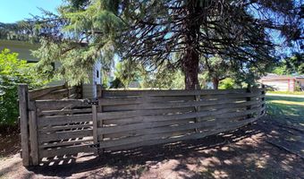 410 1st St NW, Aitkin, MN 56431