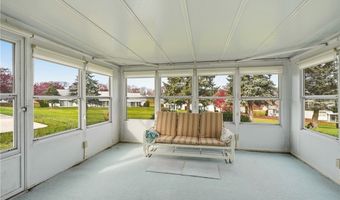 908 King Ridge Dr, Ashland, OH 44805