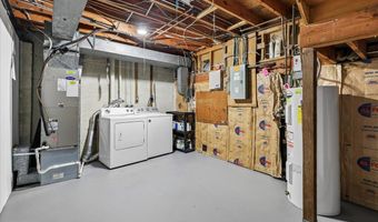 2610 WINDBREAK Dr, Alexandria, VA 22306