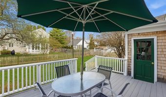194 New Meadow Rd, Barrington, RI 02806