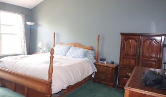 1900 Waverly Ln, Algonquin, IL 60102