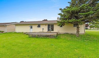 1517 NAVARINO St, Algoma, WI 54201
