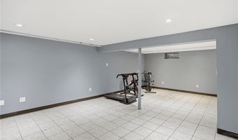 514 Killingly St, Johnston, RI 02919