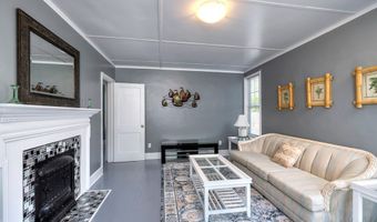 411 N Main St, Bishopville, SC 29010