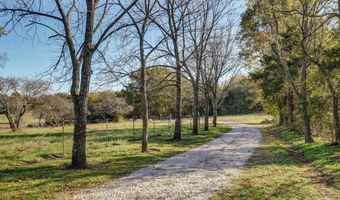 8065 N Farm Road 43, Ash Grove, MO 65604