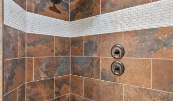 2345 Raven Ct, Bullhead City, AZ 86442