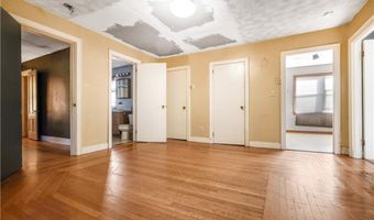 43 Mary Ave, East Providence, RI 02914
