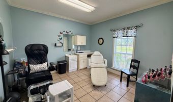 200 S Elm St, Adel, GA 31620