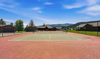 150 Links Dr, Blanchard, ID 83804