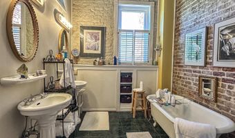 910 NOBLE St, Anniston, AL 36201